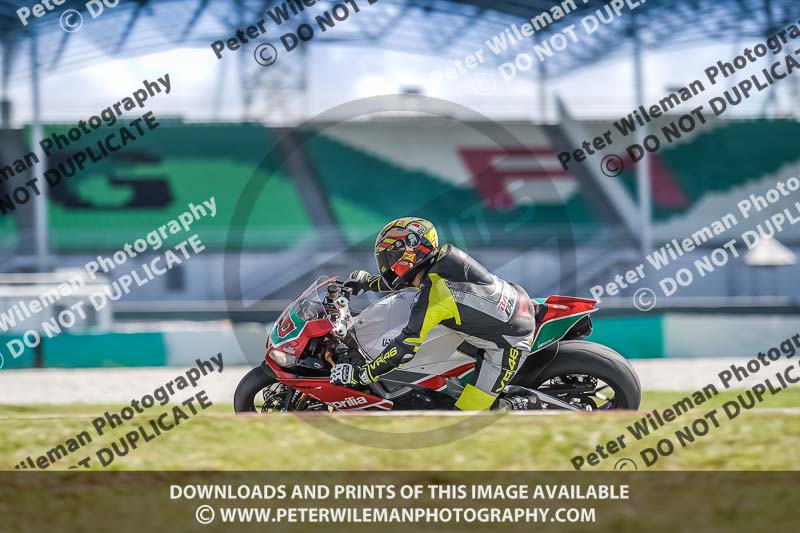 Sepang;event digital images;motorbikes;no limits;peter wileman photography;trackday;trackday digital images